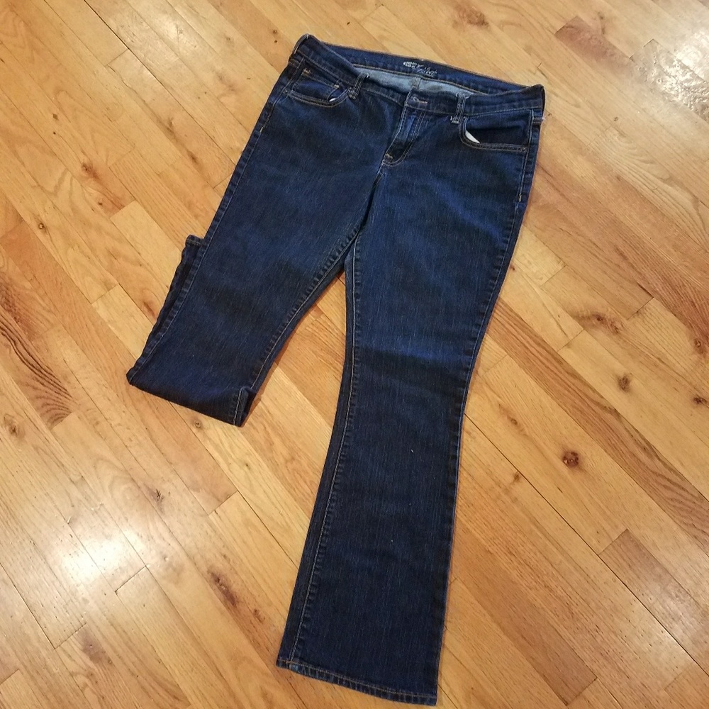 Old Navy "The Flirt" Jeans